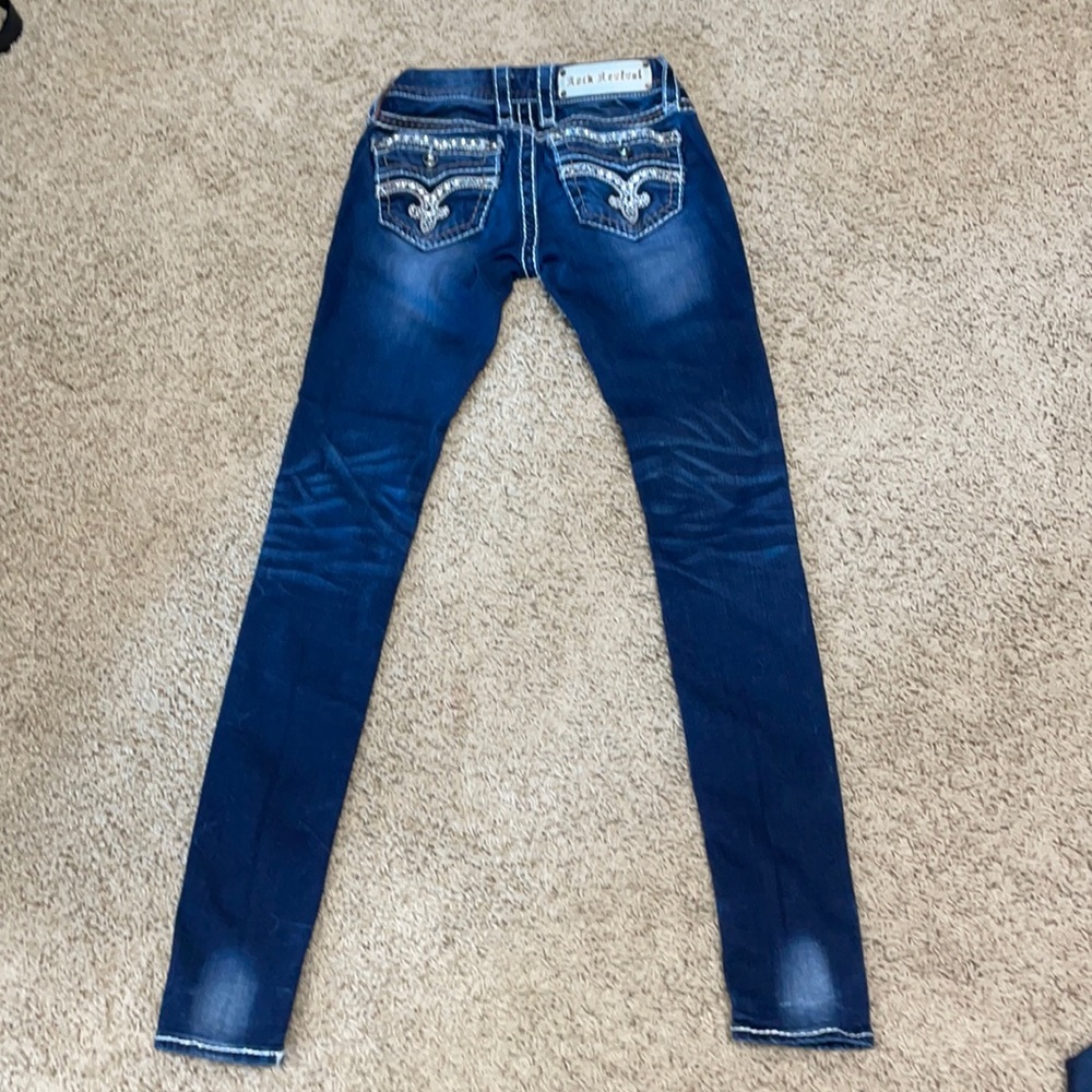 Women’s Rock Revival Jasna Skinny jeans.